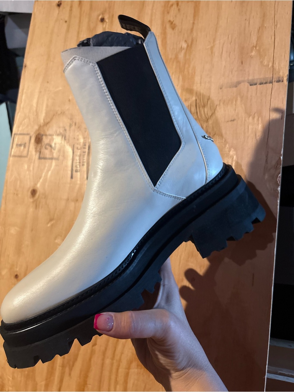 Zadig & Voltaire White Leather Chelsea Lug Boot with Black Elastic - Picture 7 of 9